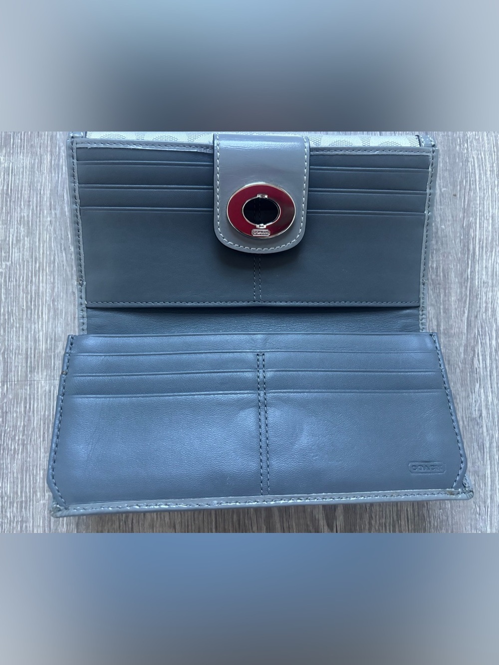 Coach Signature Canvas Turnlock Envelope Wallet - Picture 3 of 4